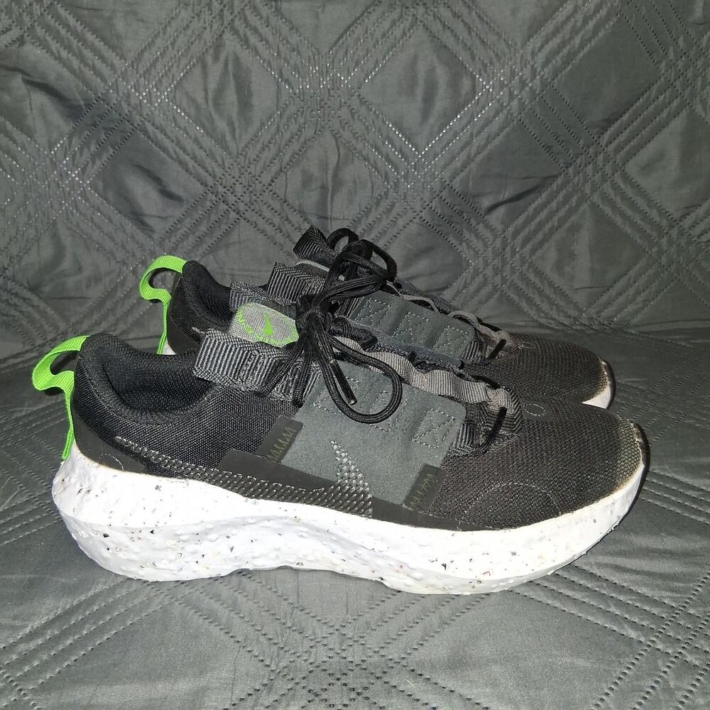 nike sneakers size 8 brand new womens